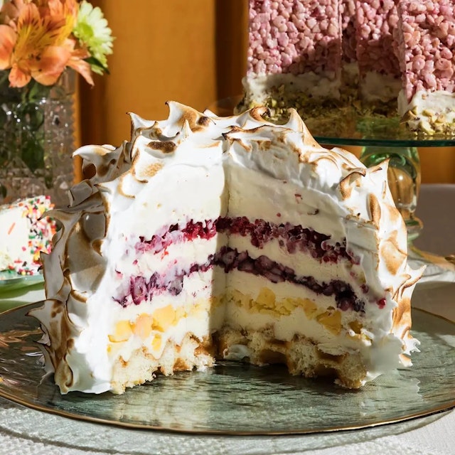 Recipe Image: TF Waffle and Fruit Filled Baked Alaska